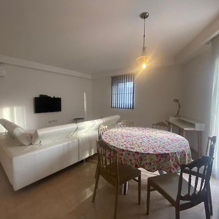 Cozy 2 Bedroom Apartment Near Seafront Gzira Dış mekan fotoğraf